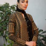 Exquisite Black Raw Silk Ensemble - Sunset