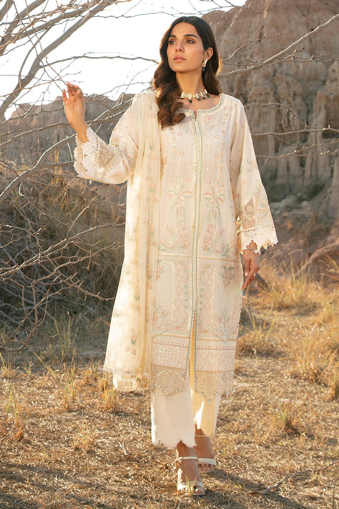 Luxury Lawn Off-White Suit - Meehru