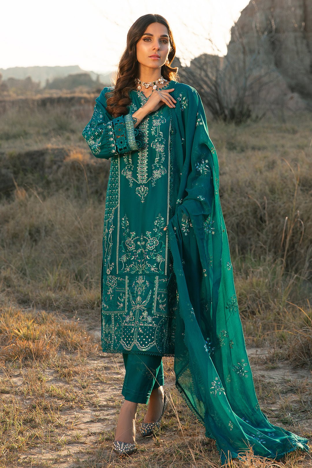 Luxury Lawn Zinc Suit - Tara - Image 5