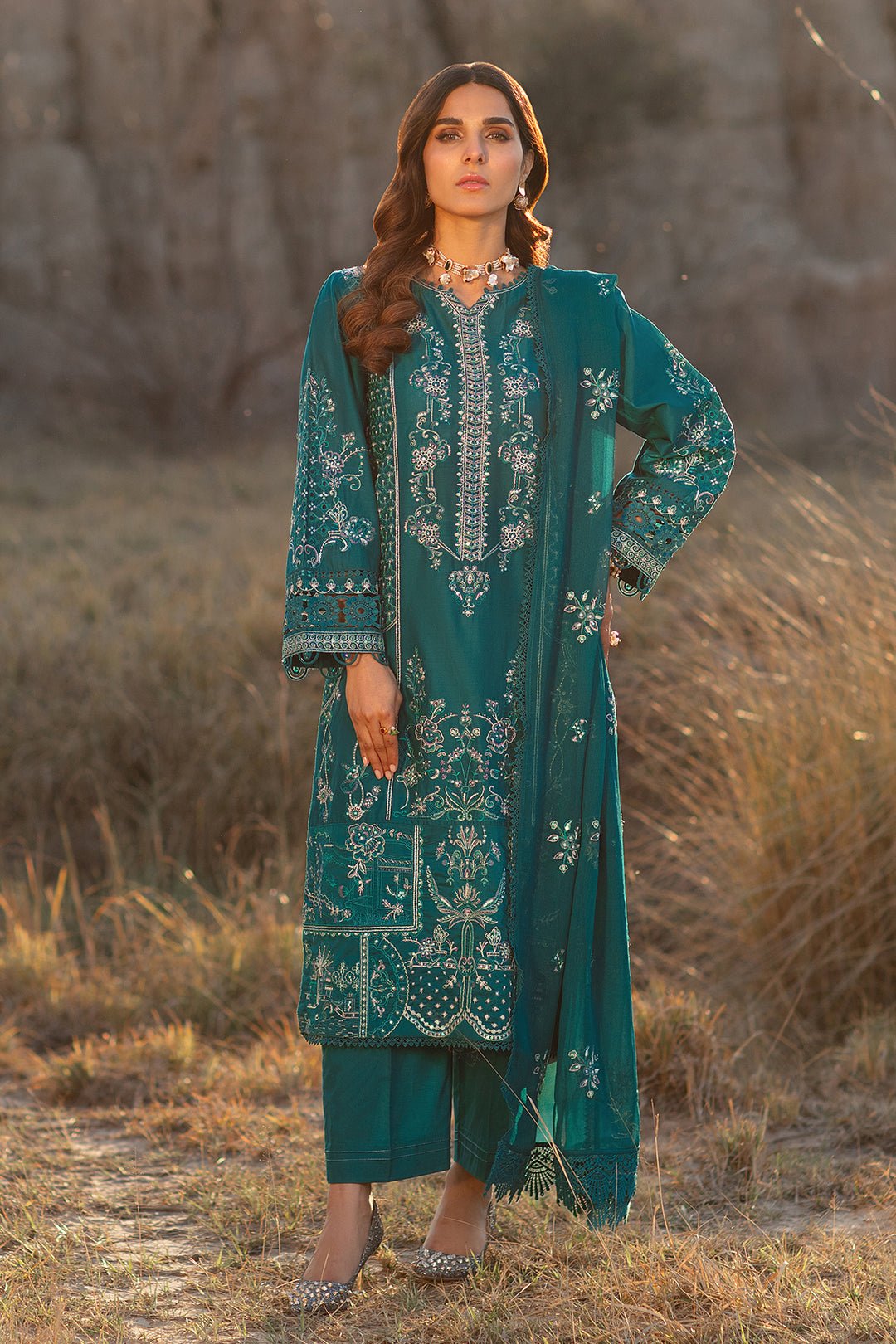 Luxury Lawn Zinc Suit - Tara - Image 9