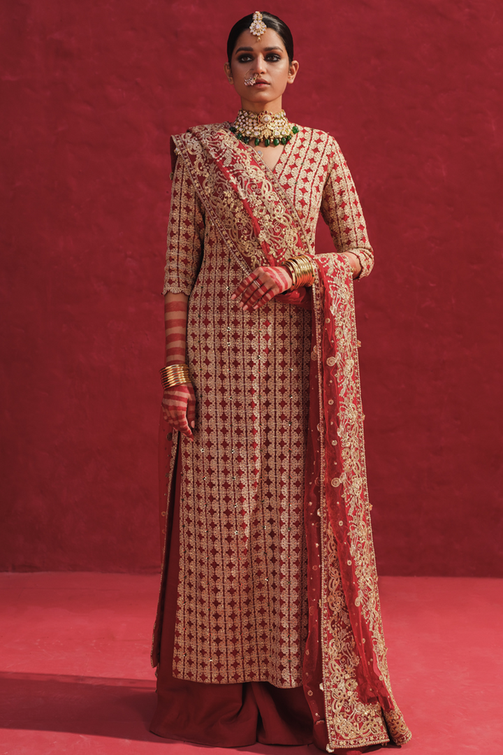 The Boldness Of Deep Red - Nigaar