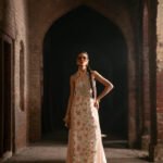 Lengthy Crinkle Chiffon Shirt In Pristine White - Khawab