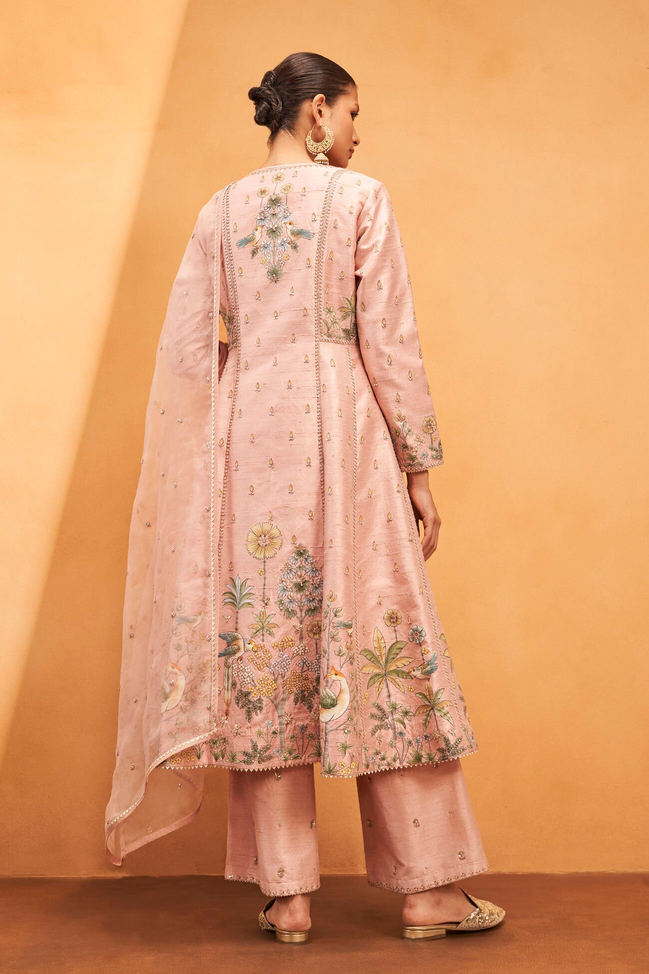 Gulbahar Pichhwai Silk Suit Set in Blush - Image 4