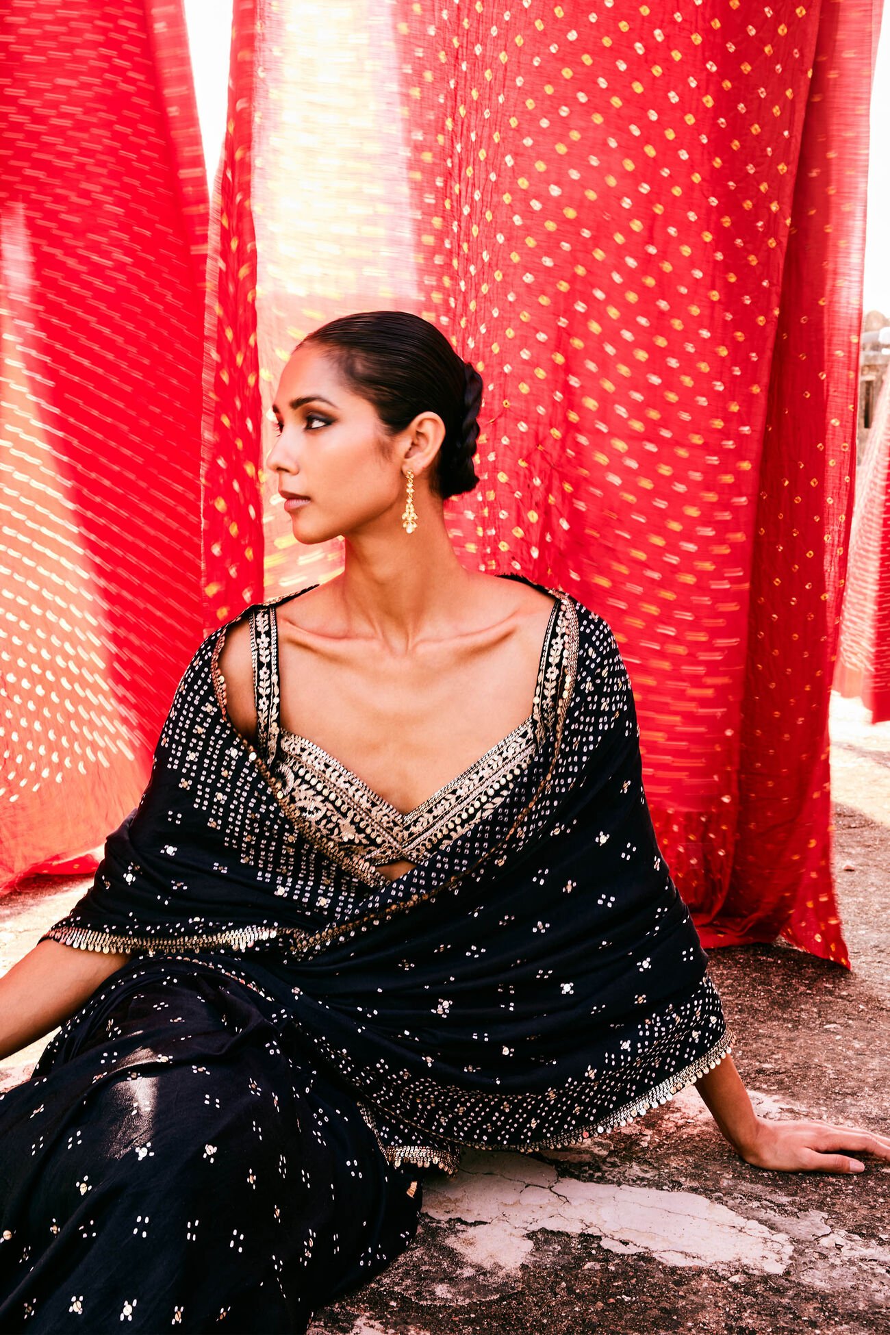 Bahi Bandhani Silk Saree in Black - Image 3