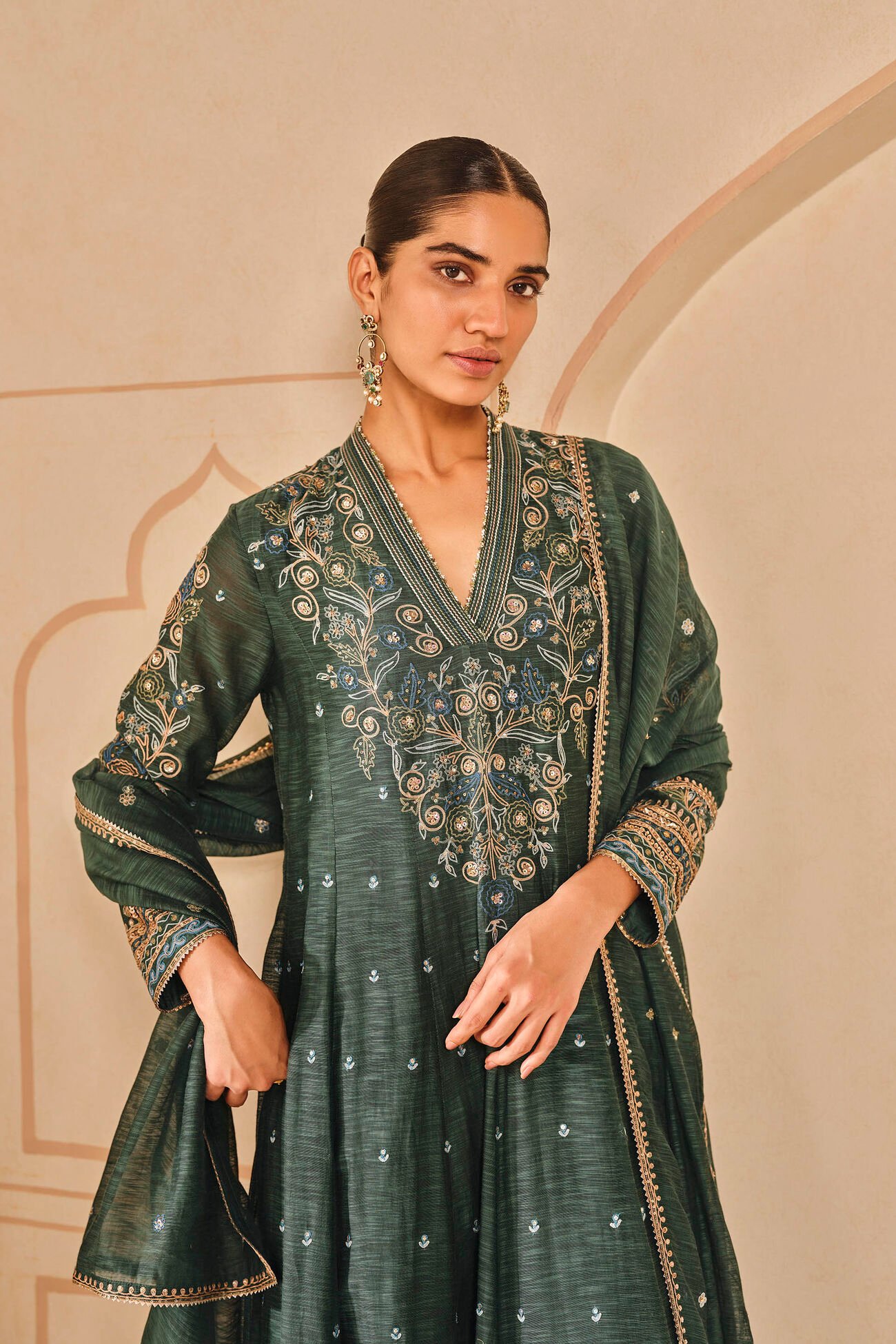 Zunaira Mul Anarkali Set in Green - Image 2