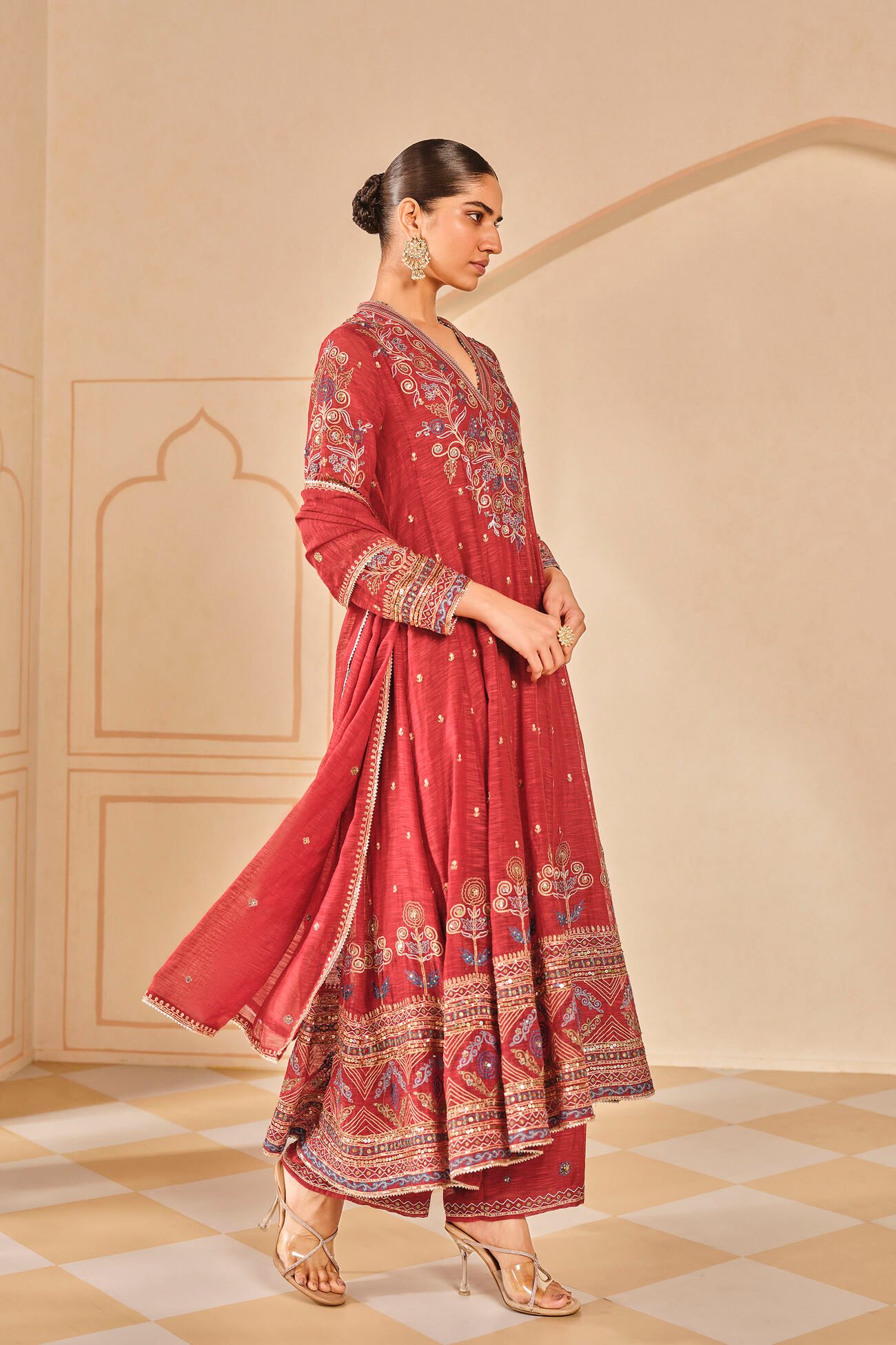 Zunaira Embellished Anarkali Set in Red - Image 3